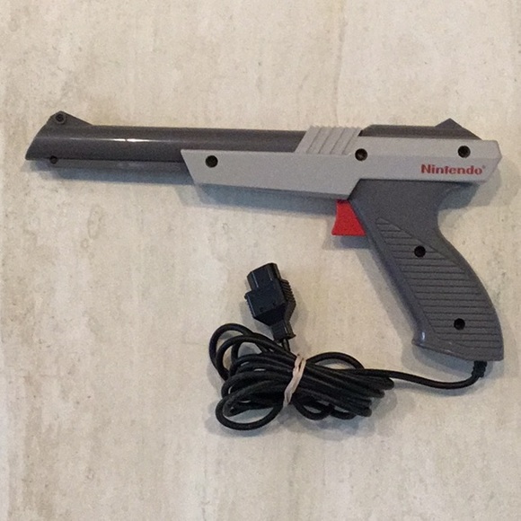 Nintendo NES Zapper Controller 1985 Grey - Picture 2 of 14